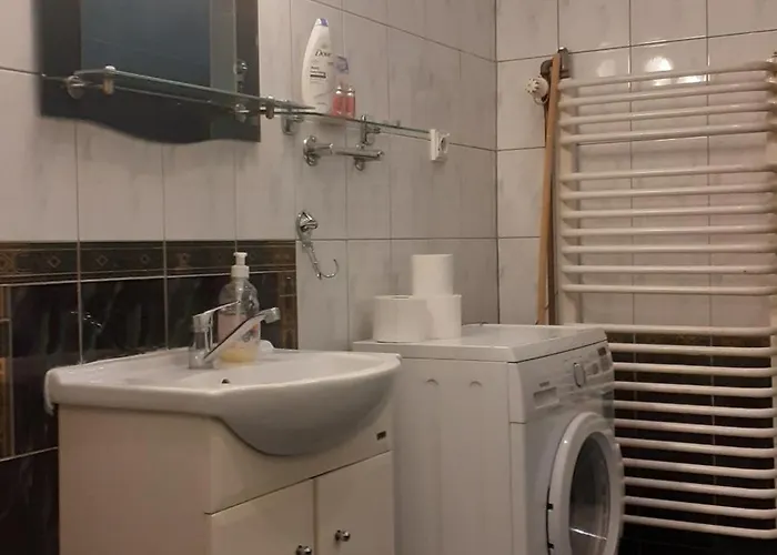 Kamienica * غنيزنو